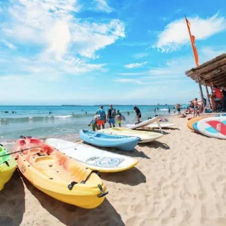 Premier On Seafront سفيتي فلاس