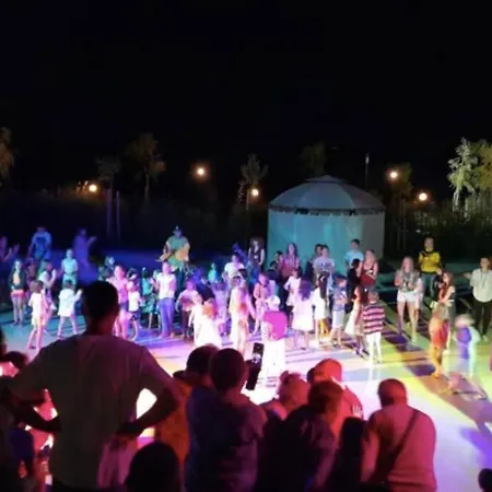 Premier On Seafront * سفيتي فلاس