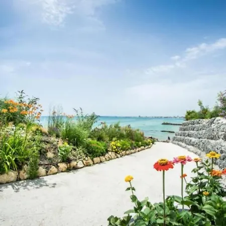 Premier On Seafront شقة