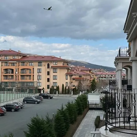 Апартаменты Premier On Seafront