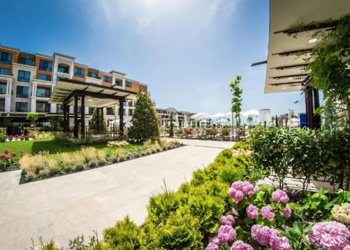 Premier On Seafront Appartement *