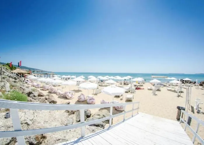 Premier On Seafront Appartement *